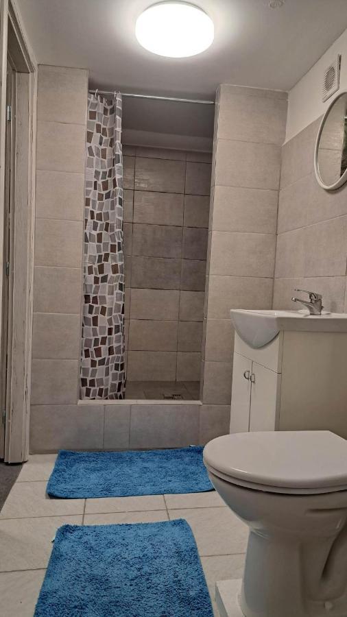 Naty Apartman Haniska Exterior foto