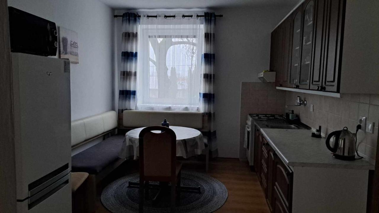 Naty Apartman Haniska Exterior foto